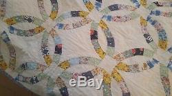 HAND SEWN QUILT VINTAGE ANTIQUE QUILT HAND MADE Cotton 62 x 72 WEDDING RING BAND