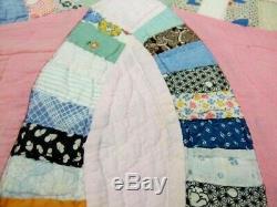 Handmade Vintage Double Wedding Ring Pattern Quilt