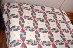 Handmade Wedding Ring Quilt Queen Size 90x88 Farmhouse Grandmother Vintage