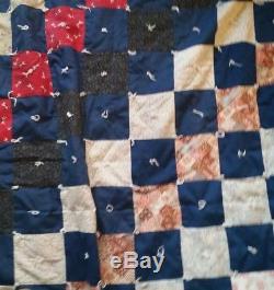 KING SIZE FINISHED HAND MADE QUILT 94 X 102 Vintage