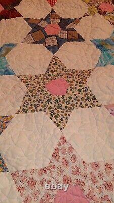 Large Vintage Grandmothers Flower Garden Quilt APPROX 62x74 Curved Edges