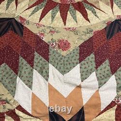 Large Vtg 1930s Feedsack Quilt Raw Cotten Filled Colorful Star Design