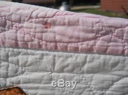 Lovely Vtg Dresdan Plate Quilt-Handmade/Hand Quilted-20 Appliqued Dresden Plates