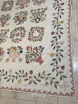 MAGNIFICENT 30's Floral Antique Quilt Hand Embroidered Accents LARGE 95 X 95