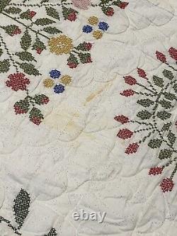 MAGNIFICENT 30's Floral Antique Quilt Hand Embroidered Accents LARGE 95 X 95