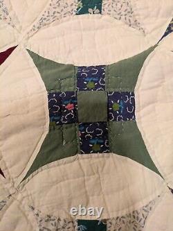 MCM Vintage Handmade/stitched Cathedral Window Patchwork Quilt W Scalloped Edges