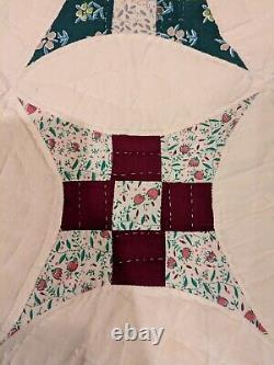 MCM Vintage Handmade/stitched Cathedral Window Patchwork Quilt W Scalloped Edges