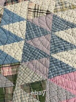 OMG Vintage Handmade Homespun Fabric Triangle Tumblers Quilt 69x81 Twin #673