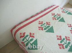 OUTSTANDING Vintage Hand Feed Sack Applique REGAL LILY Quilt 98 x 80 Good