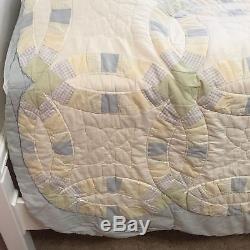 Omg! Vintage Estate Handmade Double Wedding Ring Quilt King Size Multicolored