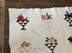 Queen size Vintage handmade quilt 88 x 70 Fruit basket applique hand quilted