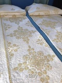 Set Of 2 Handmade Hand Sewn Matching Vintage Quilts Twin Pair Excellent