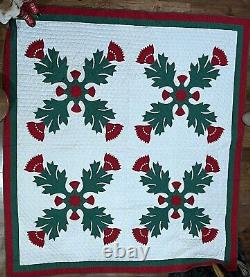 Stunning VTG appliqued quilt, hand quilted 78x 86 Red White & Green