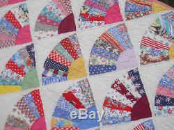 Stunning Vtg Fan Quilt-Handmade/Hand Stitched/Hand Quilted-Pink Backing-78x76