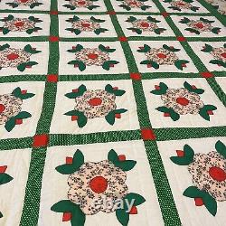 Stunning vintage Floral Christmas Handmade Patchwork Quilt 7ft x 6ft