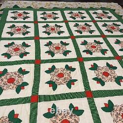Stunning vintage Floral Christmas Handmade Patchwork Quilt 7ft x 6ft