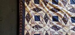 VINTAGE 83 X 83 Handmade QUILT Blue And Pink Florals STUNNING Rings & Diamonds