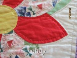 VINTAGE APPLIQUE QUILT, LARGE FLOWERS, 76x90, ALL BEAUTIFULLY HAND STITCHED