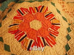 VINTAGE HAND MADE QUILT 84 X 72 DESIGN MATCHED UP 2 SIDED DIAMONDS pp