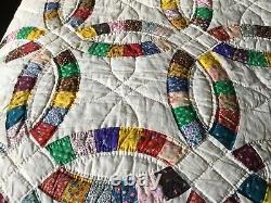 VINTAGE HANDMADE QUILT, DOUBLE WEDDING RING, COTTON, LOVELY COLORS, 85x 73