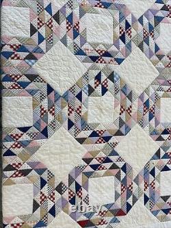 VINTAGE! Handmade Expertly Hand Quilted Ocean Waves Quilt 80 x 80 Queen
