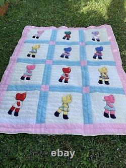 VINTAGE SUNBONNET SUE QUILT 84 X 62Handmade Very Nice