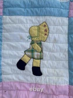 VINTAGE SUNBONNET SUE QUILT 84 X 62Handmade Very Nice