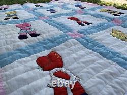 VINTAGE SUNBONNET SUE QUILT 84 X 62Handmade Very Nice