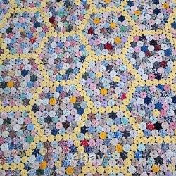 VINTAGE handmade Yo Yo Quilt Coverlet 30's Honeycomb colorful pattern 74x80in