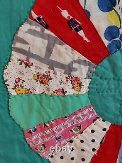 VTG Antique Hand Stiched Heavily Quilted Dresden Plate Quilt 80X65 Bedspread