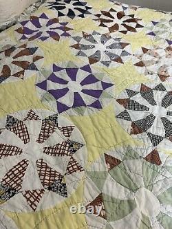 VTG Fabric & Feedsack Quilt Dresden Plate Variation Hand Quilted 68x84 Yellow