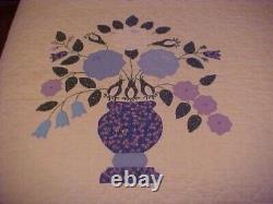 VTG Finley Applique Quilt with Blue Flowers 88204