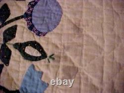 VTG Finley Applique Quilt with Blue Flowers 88204