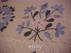 VTG Finley Applique Quilt with Blue Flowers 88204