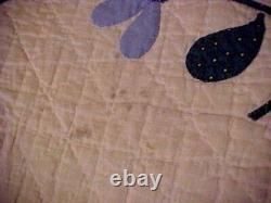 VTG Finley Applique Quilt with Blue Flowers 88204