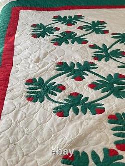 VTG Hand Appliqué Quilt Rosebud Wreath Red Green 91 x 70 1987 Hand Quilted
