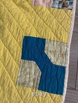 VTG Handmade Quilt Patchwork Farmhouse Grandmother