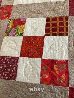 Very Nice Vintage Pieced, Appliqued & Quilted Tulip Quilt 92 x 113 (King)