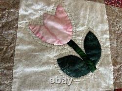 Very Nice Vintage Pieced, Appliqued & Quilted Tulip Quilt 92 x 113 (King)