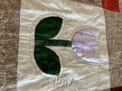 Very Nice Vintage Pieced, Appliqued & Quilted Tulip Quilt 92 x 113 (King)