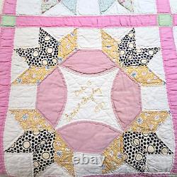 Vintage 1930s Autograph Signature Friendship Handmade Embroidered Quilt 60x80