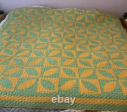 Vintage 1935 Hand Quilted Quilt Musk Mellon Pattern