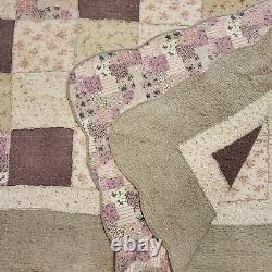 Vintage 1980s Estate Handmade Lavender Quilt Bed Spread 90x106 Machine Sewn