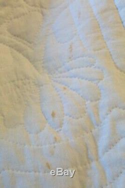 Vintage 1990's Amish Handmade Hand Stitched Quilt Cotton Appliqued Design Queen