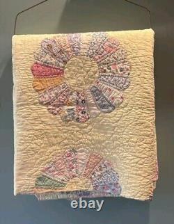 Vintage 30s 40s Dresden Plate Quilt Hand Stitched Handmade 74x89 Early Fabrics