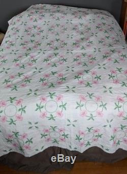 Vintage All Cotton Hand Made Cross Stitch Roses QUILT White Pink Green Beautiful