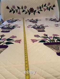 Vintage Amish Quilt Hand Stitched Flower/Tulip 96 by 108 Scalloped Appliqued