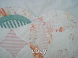 Vintage Arch Handmade Pink Peach Green Quilt Scalloped Edges 76x80