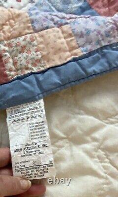 Vintage Arch Quilt Hawthorne NY Pastel Patchwork Vintage 80 X80 Queen