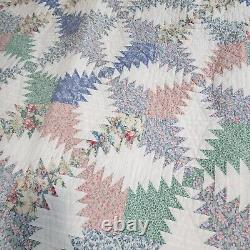 Vintage Arch White Pineapple Quilt Cotton, 78 in. (W) x 82 in. (L) RN74888